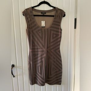 NWT Express fitted dresses/sequins-Size Small 🤎🤎🤎